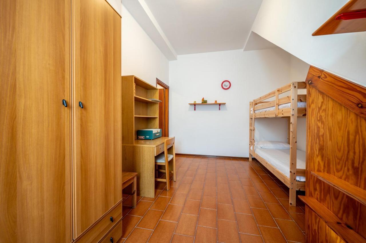 Lake View Apartment With Balcony And Parking - Larihome A25 Джера-Ларио Экстерьер фото